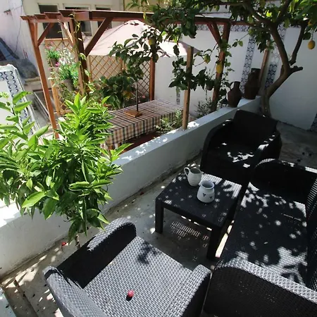 Apartment Terrace Garden *
